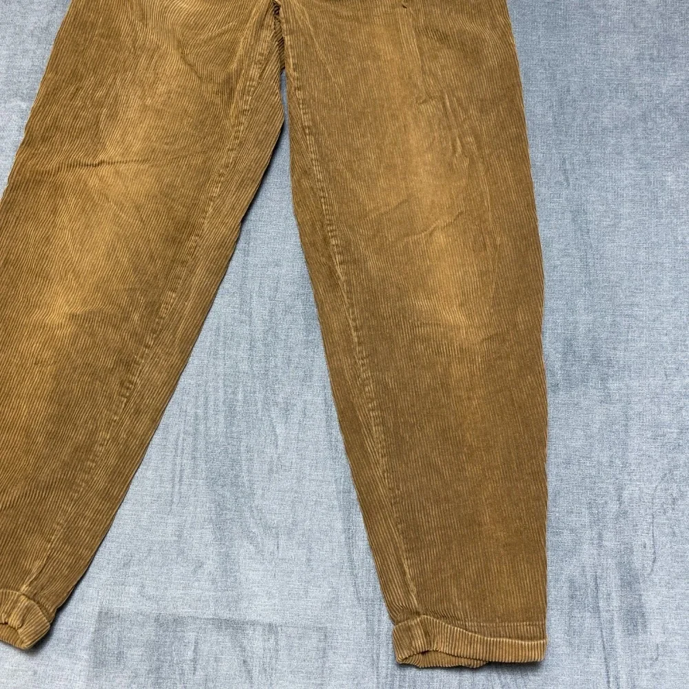 Old Navy Corduroy Pants Mens 31x31 Brown Pleated Straight Leg Cuffed Hem Chino